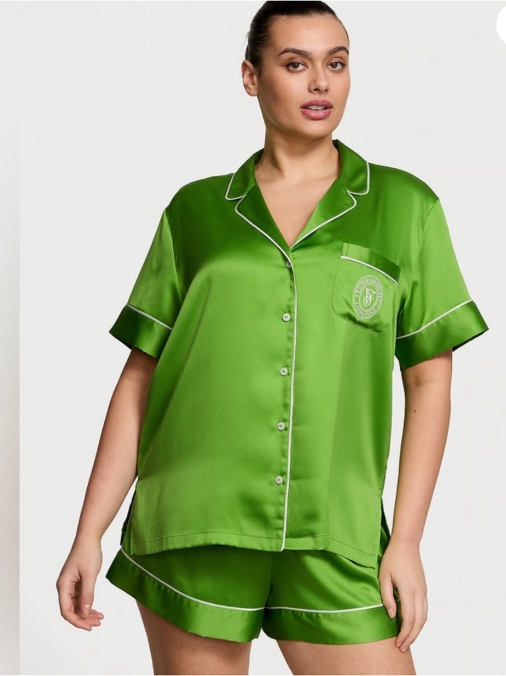 VICTORIA'S SECRET Glazed Satin Short Pajama Set Green Machine Size Large